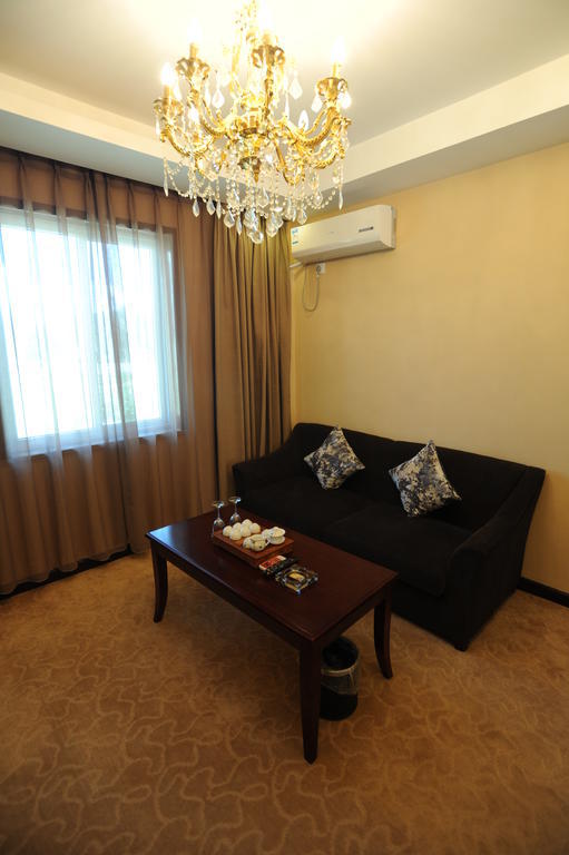 Wanrun International Resort Hotel In Tibet Xigaze Habitación foto