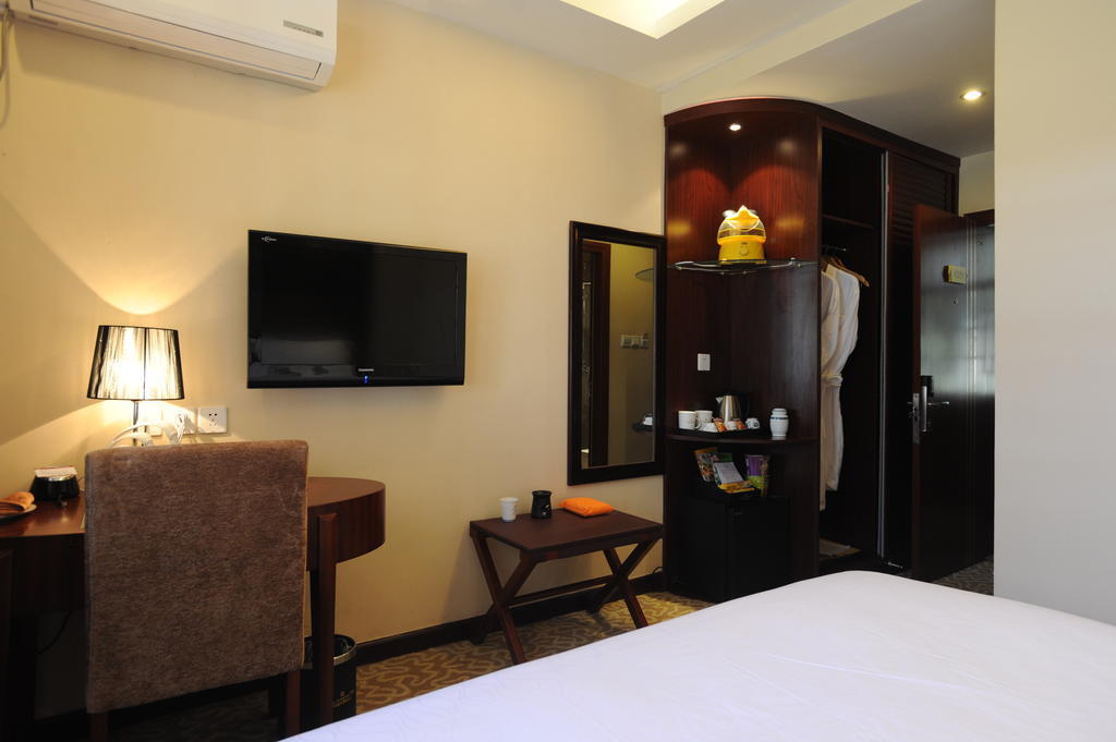 Wanrun International Resort Hotel In Tibet Xigaze Habitación foto